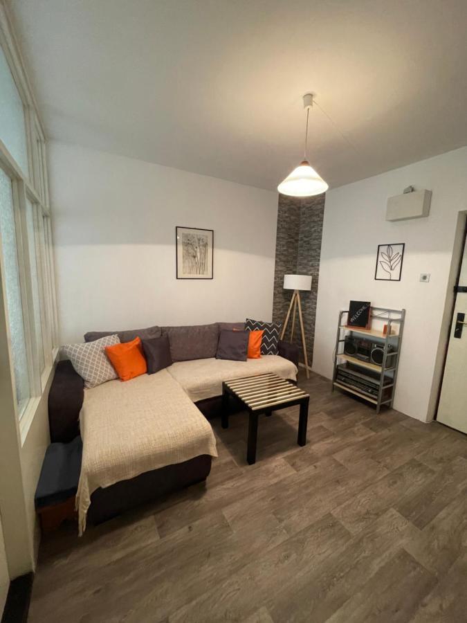 Apartman Lavanda Daire Novi Sad Dış mekan fotoğraf