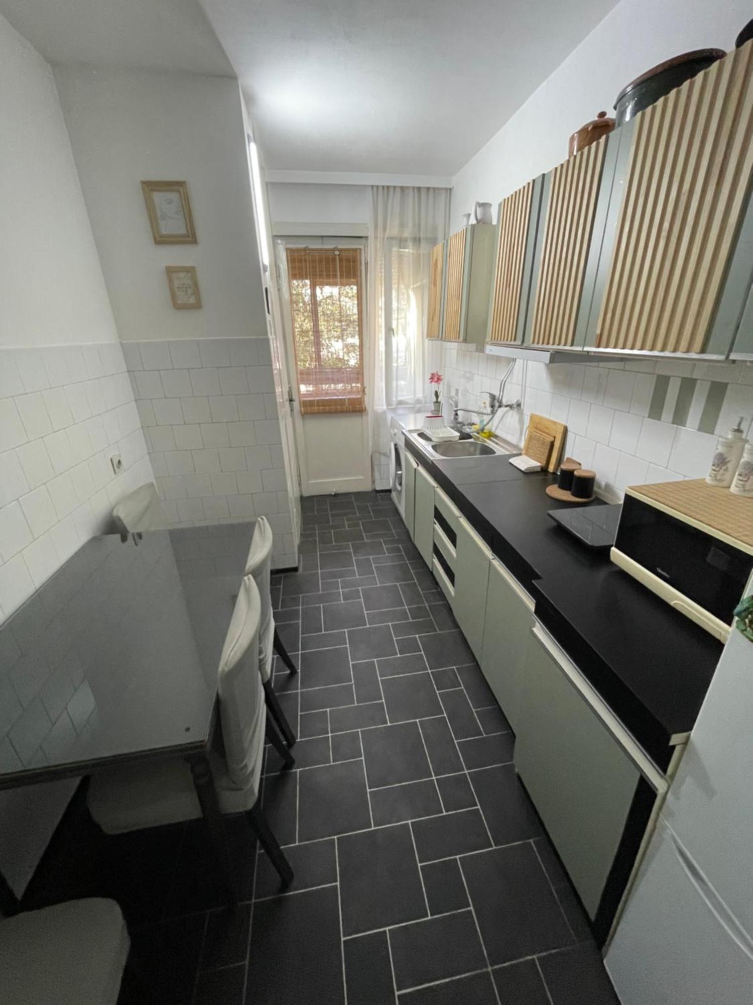 Apartman Lavanda Daire Novi Sad Dış mekan fotoğraf